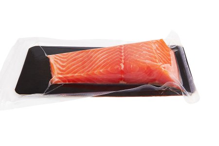 Salmon vacuum bag packaging with trays 